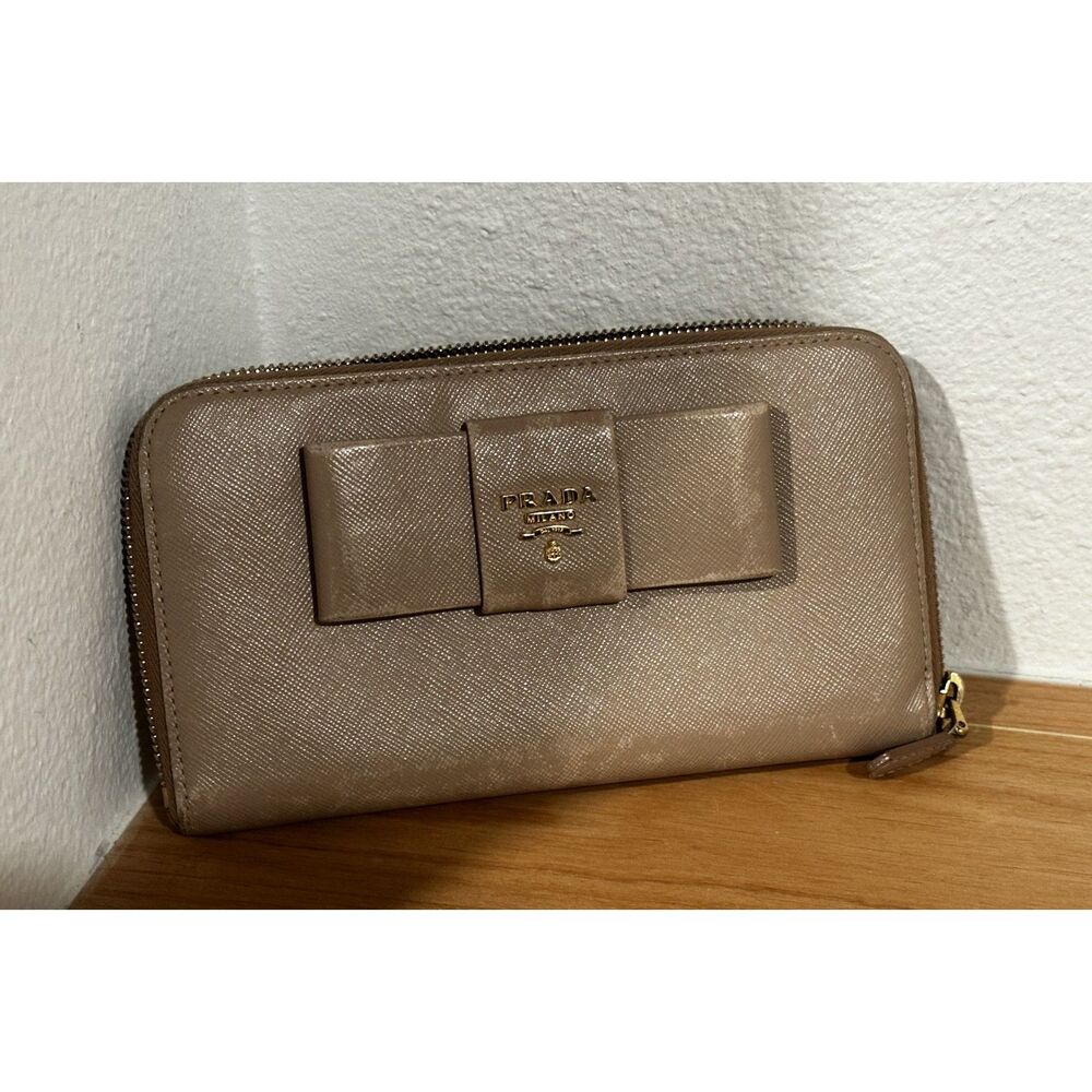 PRADA Beige Saffiano Leather Fiocco Bow Long Wallet GUC